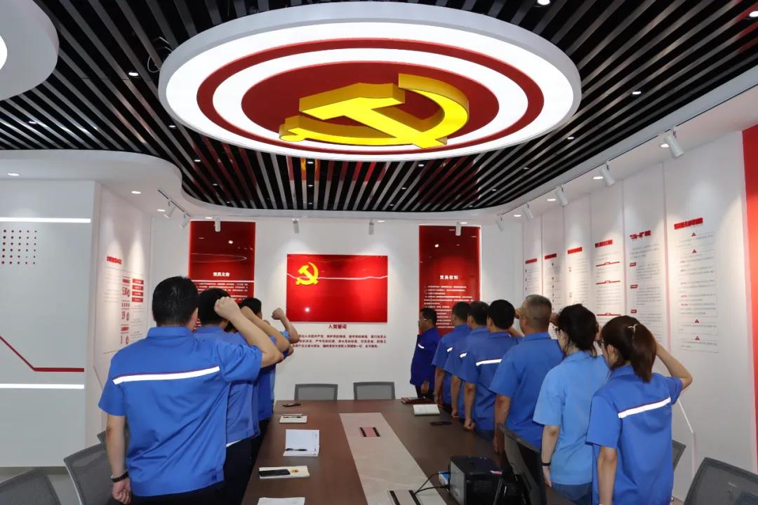 百年征程波澜壮阔，百年初心历久弥坚